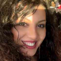 Single Iranian woman in Solna, Sverige, Sweden