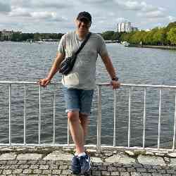 Single Iranian man in Berlin, Germany, Germany