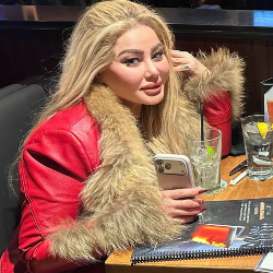 Single Iranian woman in Calabasas, Los Angeles, United States