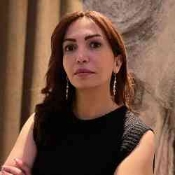 Single Iranian woman in Montreal, Quebec, Canada