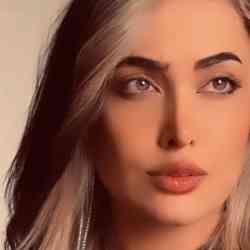 Single Iranian woman in Manchester, UK, United Kingdom