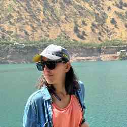 Single Iranian woman in Tashkent, Узбекистан, Uzbekistan