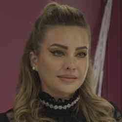 Single Iranian woman in London, UK, United Kingdom