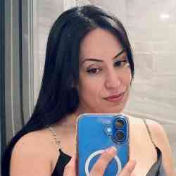 Single Iranian woman in Dallas, TX, United States