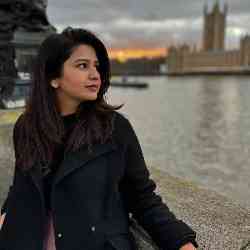 Single Iranian woman in Chennai, Tamil Nadu, India