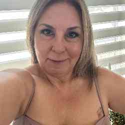 Single Iranian woman in Burbank, CA, United States