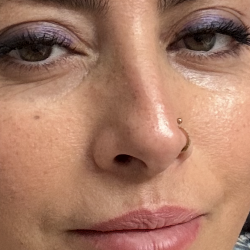 Single Iranian woman in Vancouver, BC, Canada