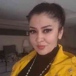 Single Iranian woman in Vancouver, BC, Canada