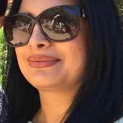 Single Iranian woman in Melbourne, VIC, Australia