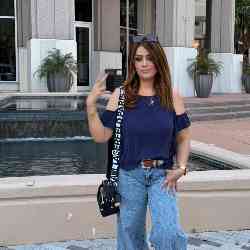 Single Iranian woman in Orlando, FL, United States