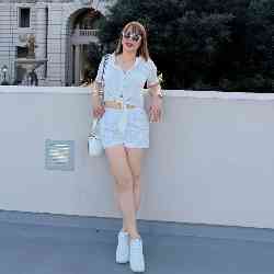 Single Iranian woman in Los Angeles, CA, United States