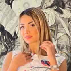 Single Iranian woman in Tehran, Tehran Province, Iran