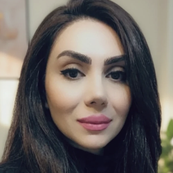 Single Iranian woman in Tehran, Tehran Province, Iran