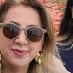 Single Iranian woman in Toronto, ON, Canada