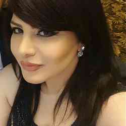 Single Iranian woman in Toronto, ON, Canada