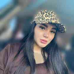 Single Iranian woman in Isfahan, Isfahan Province, Iran