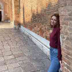 Single Iranian woman in Berlin, Germany, Germany