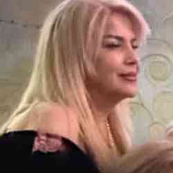 Single Iranian woman in London, UK, United Kingdom