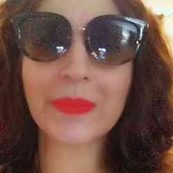 Single Iranian woman in Alexandria, VA, United States
