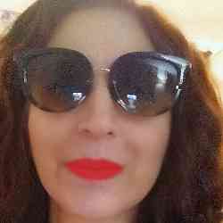 Single Iranian woman in Alexandria, VA, United States