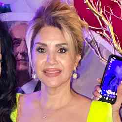 Single Iranian woman in Mission Viejo, CA, United States