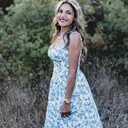 Single Iranian woman in Simi Valley, CA, United States