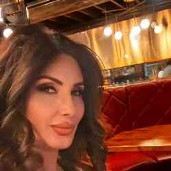 Single Iranian woman in Toronto, ON, Canada