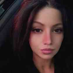 Single Iranian woman in Bluff, UT, United States