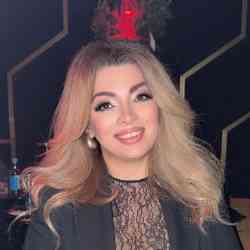 Single Iranian woman in London, UK, United Kingdom