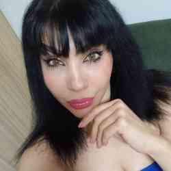Single Iranian woman in Tehran, Tehran Province, Iran