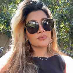 Single Iranian woman in Los Angeles, CA, United States