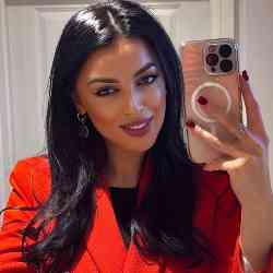 Single Iranian woman in Guildford, UK, United Kingdom