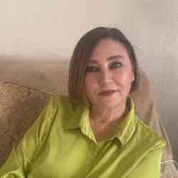 Single Iranian woman in Lake Forest, CA, United States