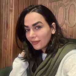Single Iranian woman in Hamburg, Germany, Germany