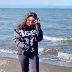 Single Iranian woman in Karaj, Alborz Province, Iran