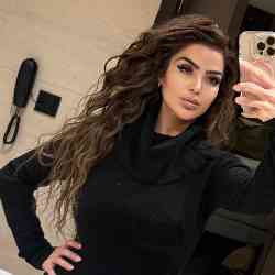 Single Iranian woman in London, UK, United Kingdom