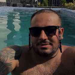 Single Iranian man in Vancouver, BC, Canada