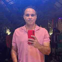 Single Iranian man in Mashhad, Razavi Khorasan Province, Iran