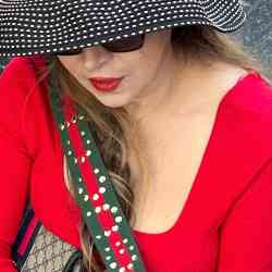 Single Iranian woman in Los Angeles, CA, United States