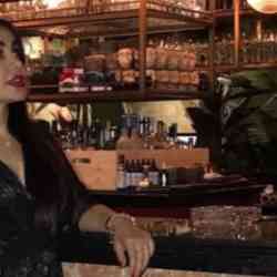 Single Iranian woman in London, UK, United Kingdom