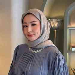 Single Iranian woman in Colorado City, AZ, United States