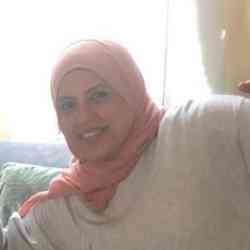 Single Iranian woman in London, UK, United Kingdom