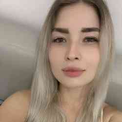 Single Iranian woman in Berlin, Germany, Germany