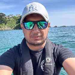 Single Iranian man in London, UK, United Kingdom
