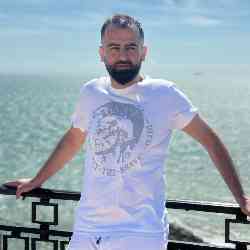 Single Iranian man in London Borough of Islington, London, United Kingdom