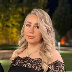 Single Iranian woman in Shiraz, Shiraz, Iran