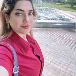 Single Iranian woman in Isfahan, Isfahan Province, Iran