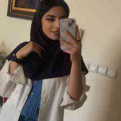 Single Iranian woman in Tabriz, East Azerbaijan Province, Iran