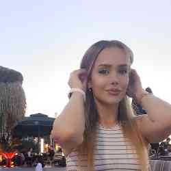 Single Iranian woman in Istanbul, İstanbul, Turkey