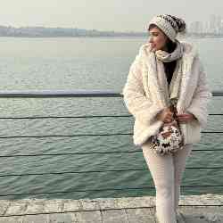 Single Iranian woman in Tehran, Tehran Province, Iran